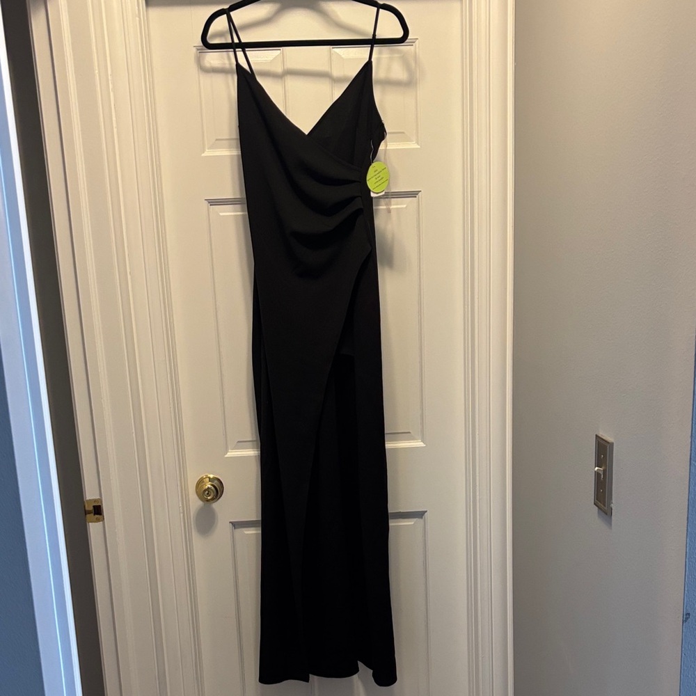 NWT Windsor Elegant Black Evening Dress